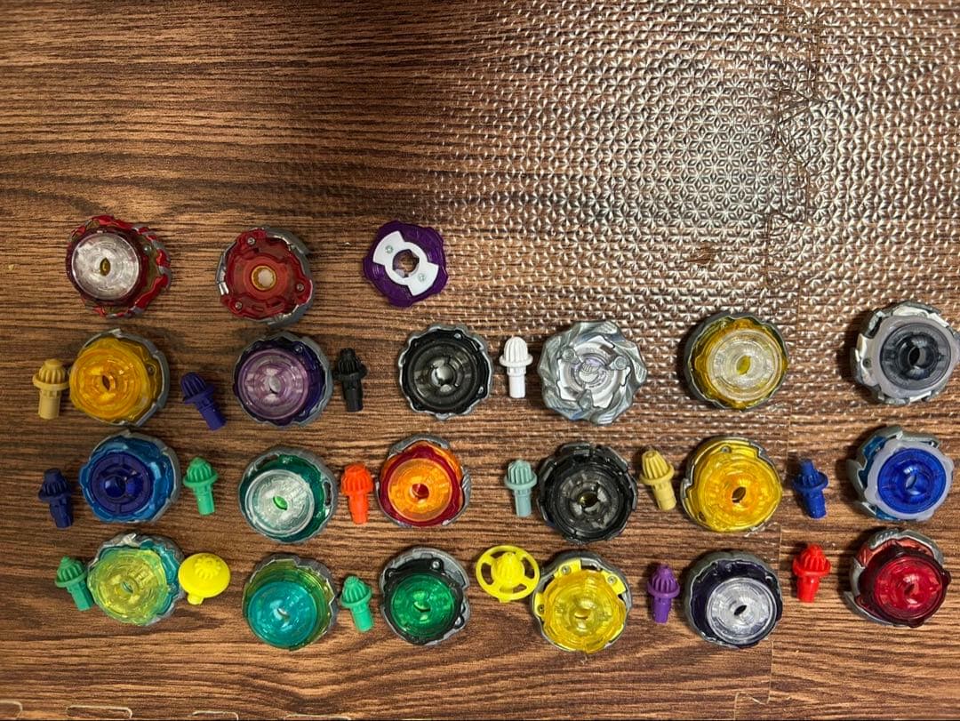 引退品　ベイブレードX　ブレード、ビットまとめ売り