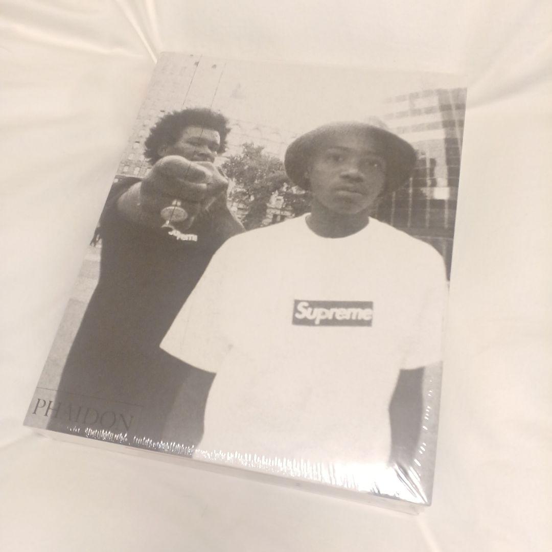 小物 Supreme - BOOK