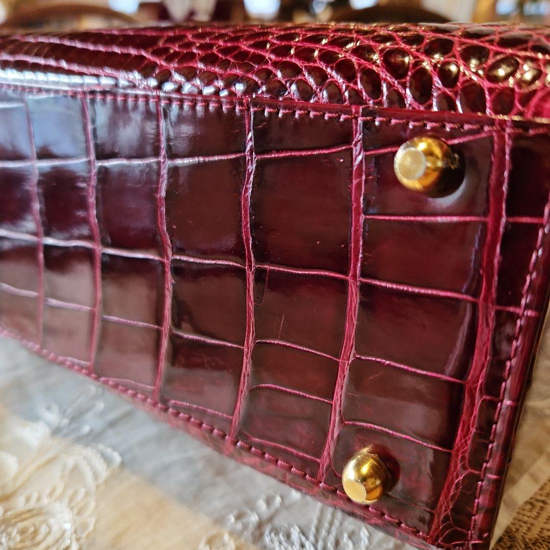 クロコダイル グレージング シャイニング ハンドバッグ