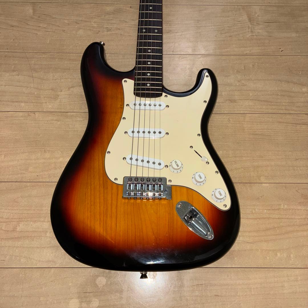 いい音です　selder ストラトキャスタータイプ　弦高調整済み　です