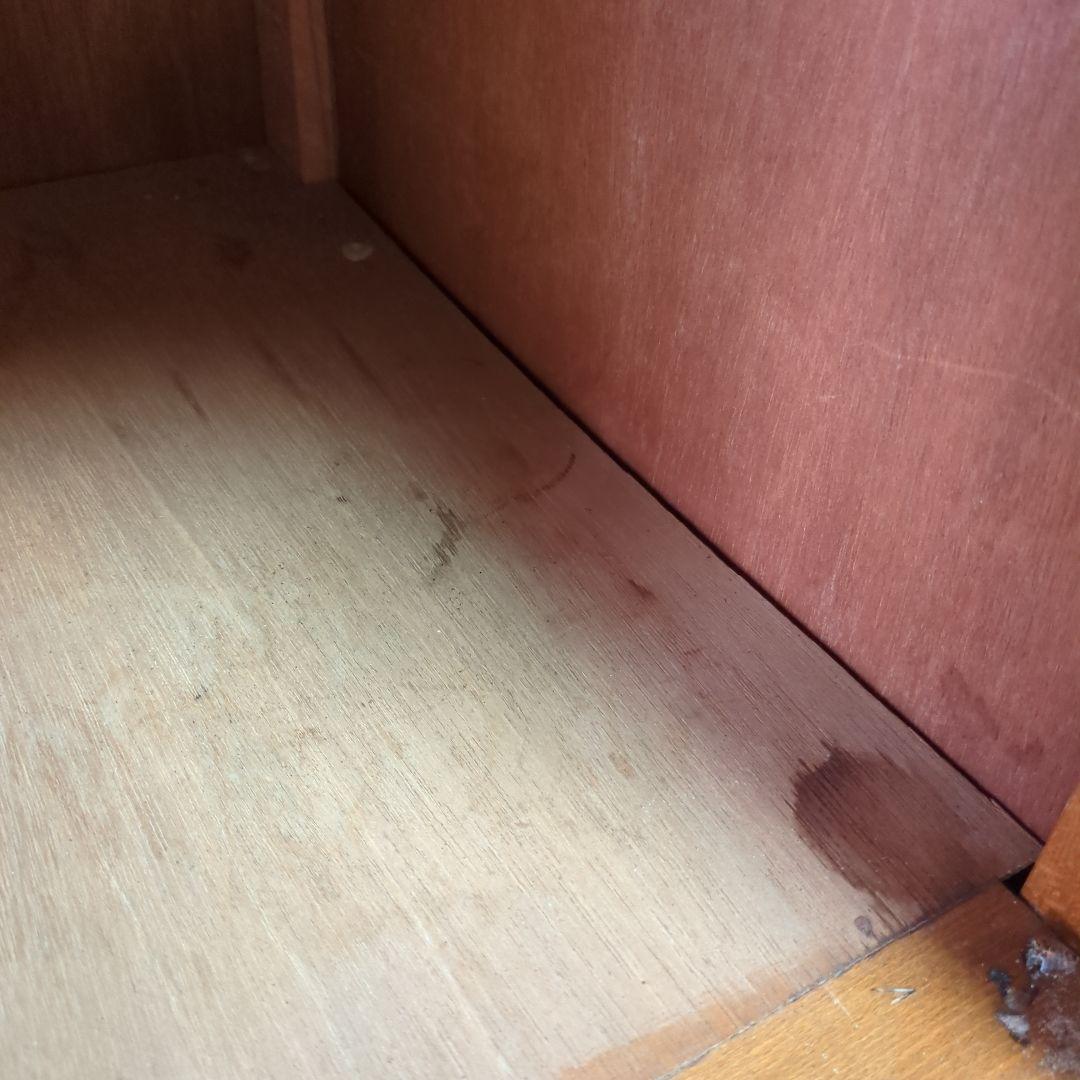 昭和　レトロ　タンス　箪笥　チェスト　引き出し　波板ガラス　ガラス戸