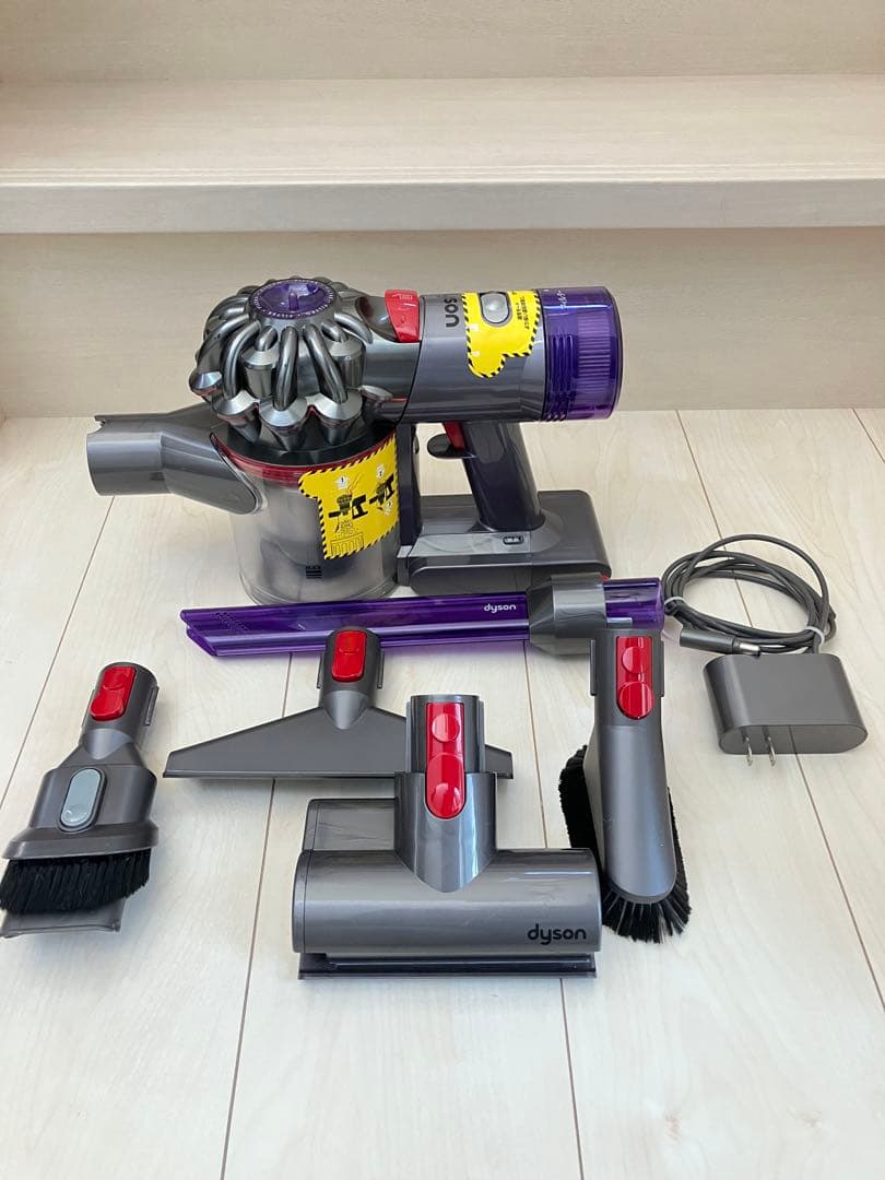 分解清掃済み　ダイソン V8 slim fluffy SV10K