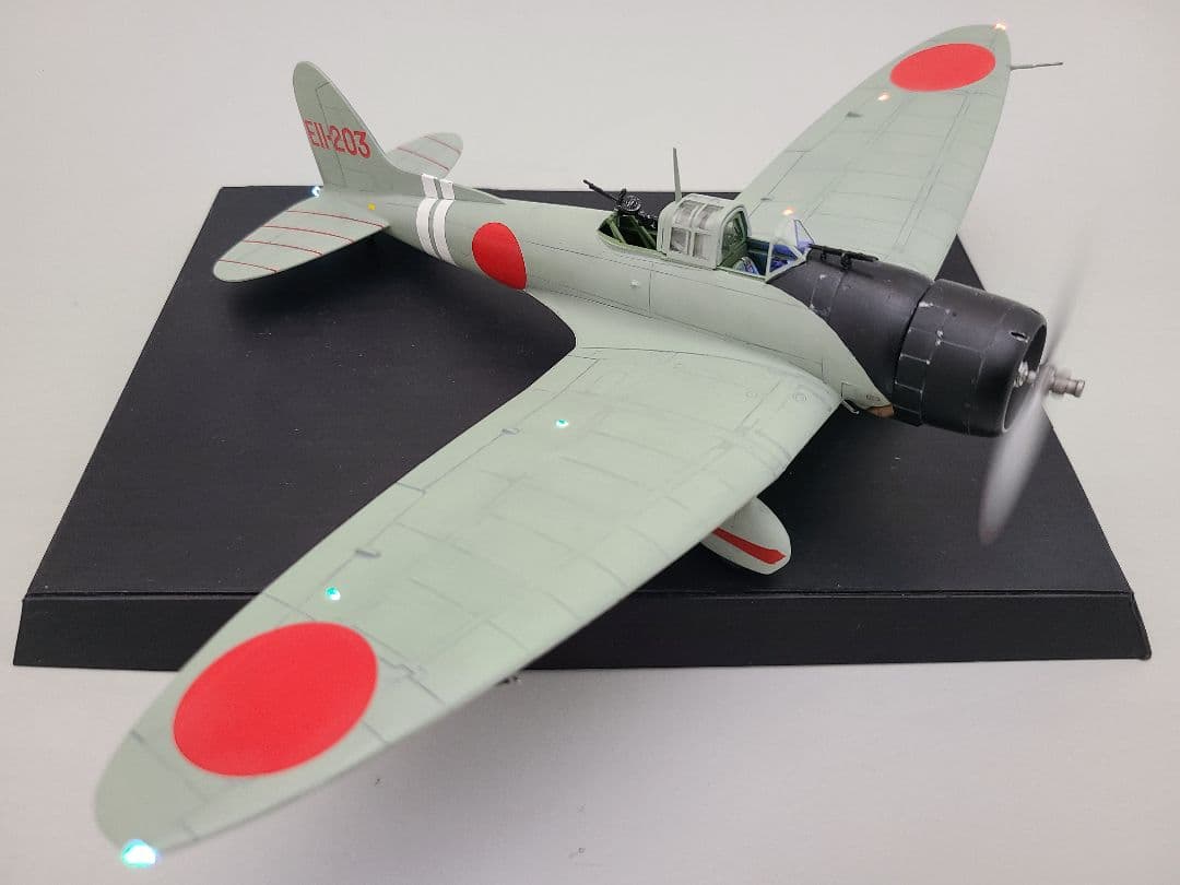 愛知D3A1 日本海軍九九式艦上爆撃機一一型 リアルモーターライズ完成品