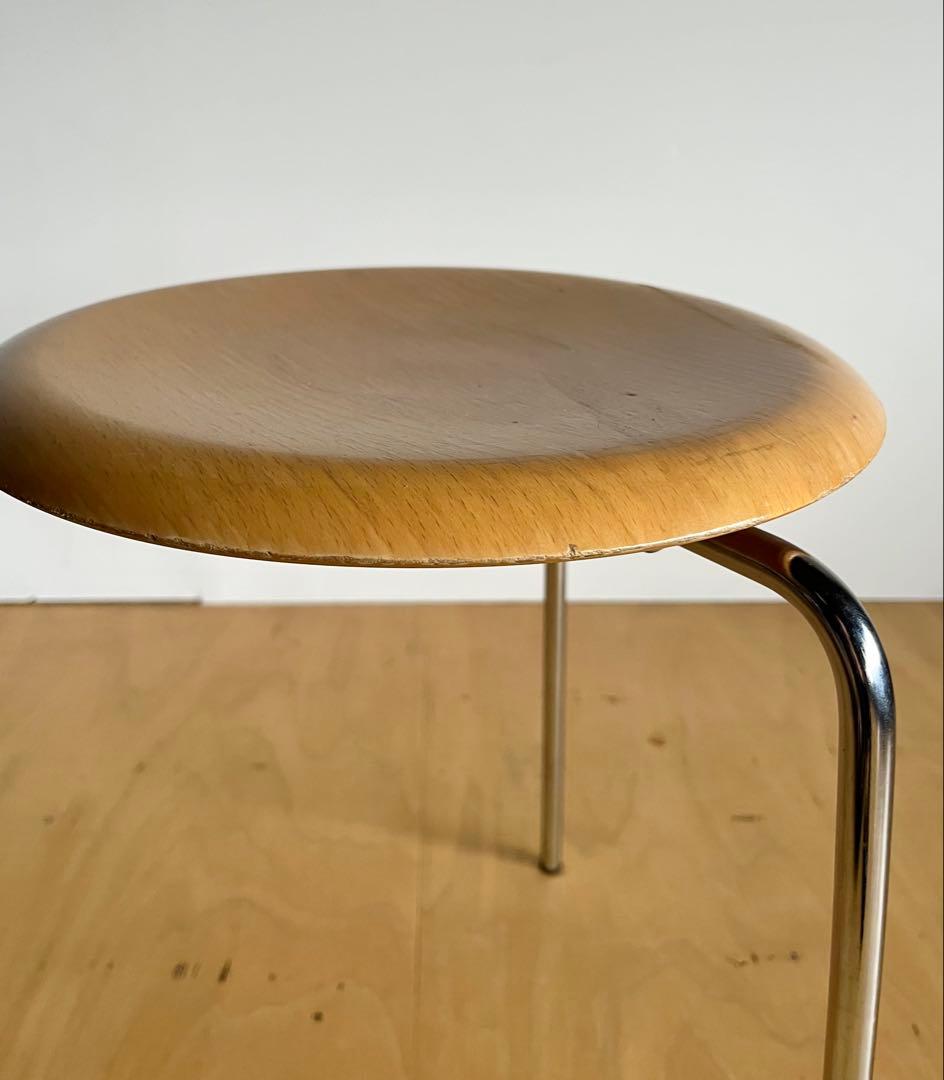 スツール Arne Jacobsen 3170 FRITZ HANSEN