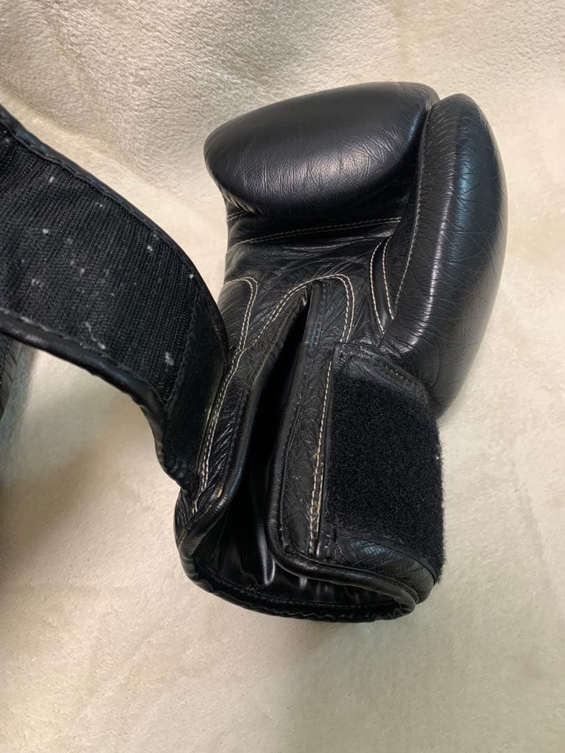 WINDY製 ボクシンググローブ BGVH 16 oz ブラック