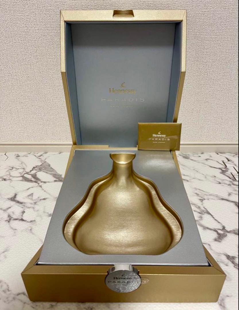 Hennessy PARADIS 空瓶空箱　2本　ボトルキャップ1つ