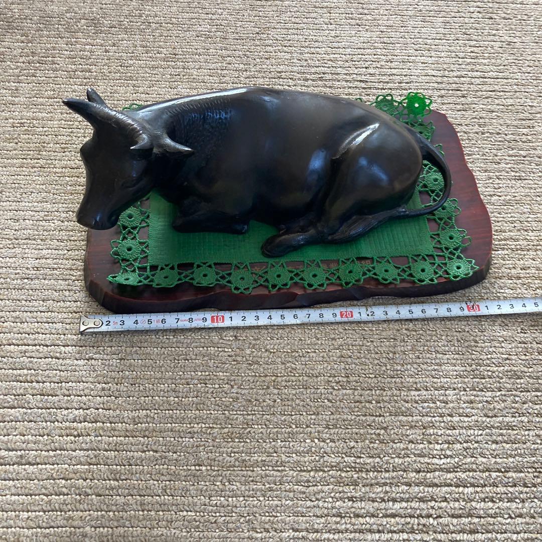 匿名配送　牛　置物　アンティーク　オブジェ　レトロ　動物