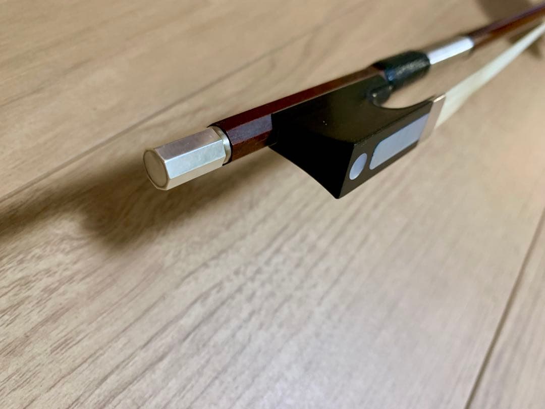 スイス製　4/4 バイオリン弓　Finkel Atelier