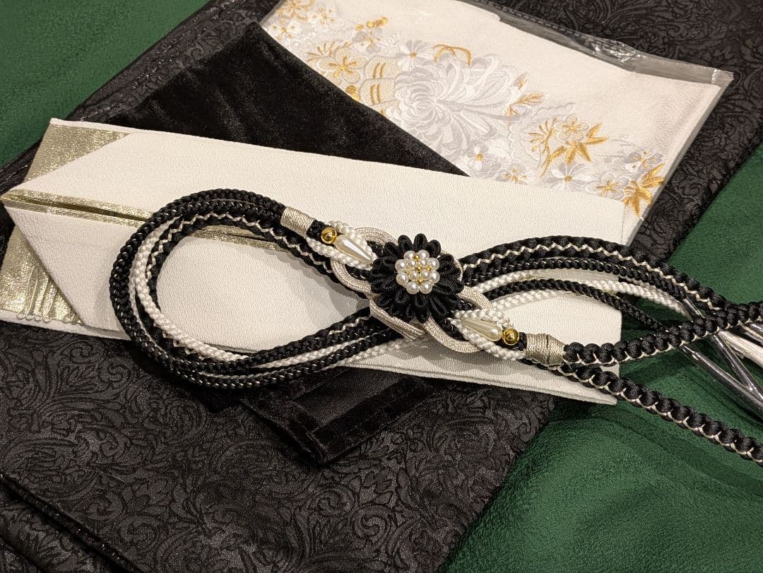 振袖フルセット 身丈165裄69.5 色無地 緑 三つ紋 逸品