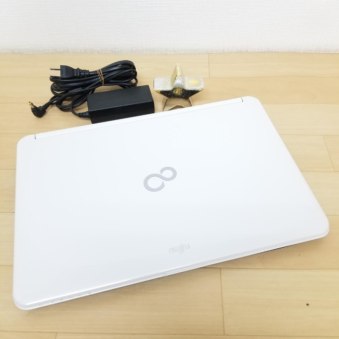 新品SSD i3搭載 DVD再生可 即使用可ノートPC 富士通 (E2237)