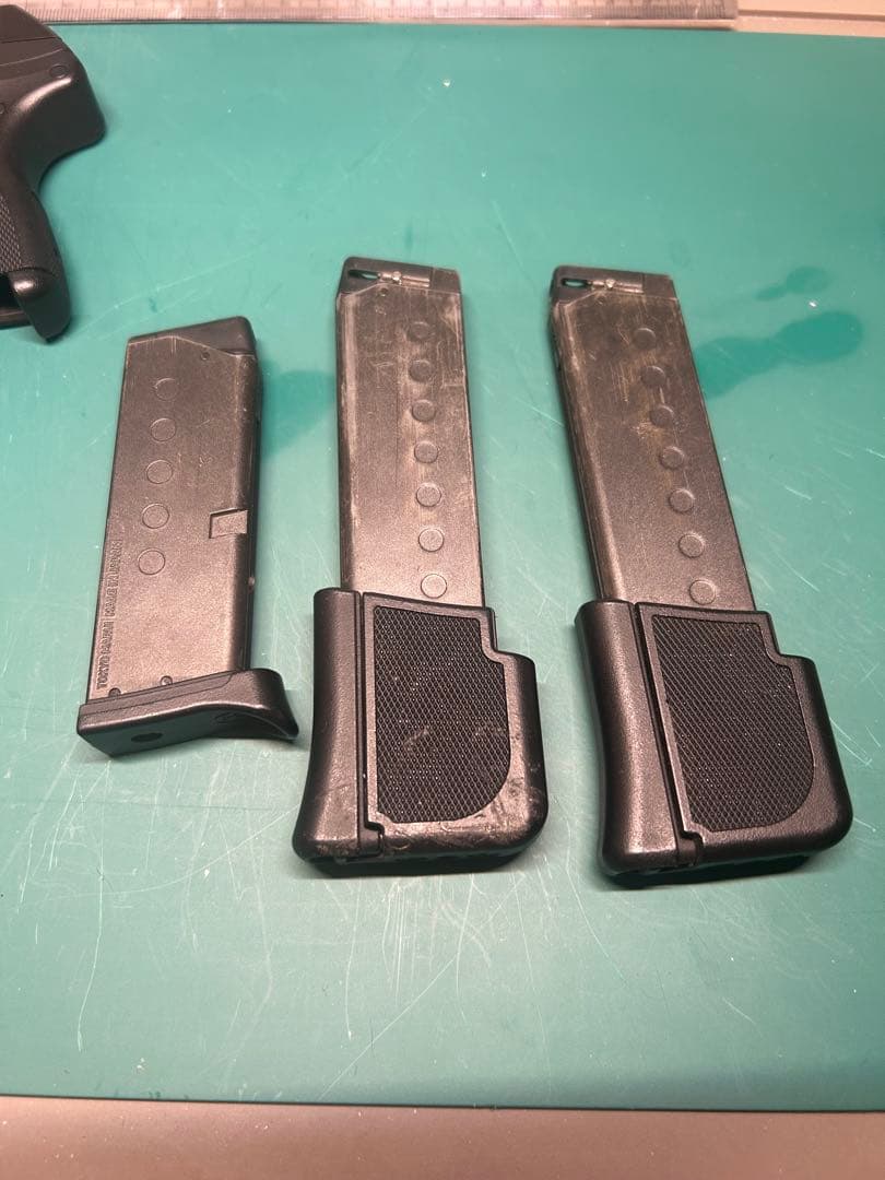 LCP ガスガン マガジン3本付き　ホルスター