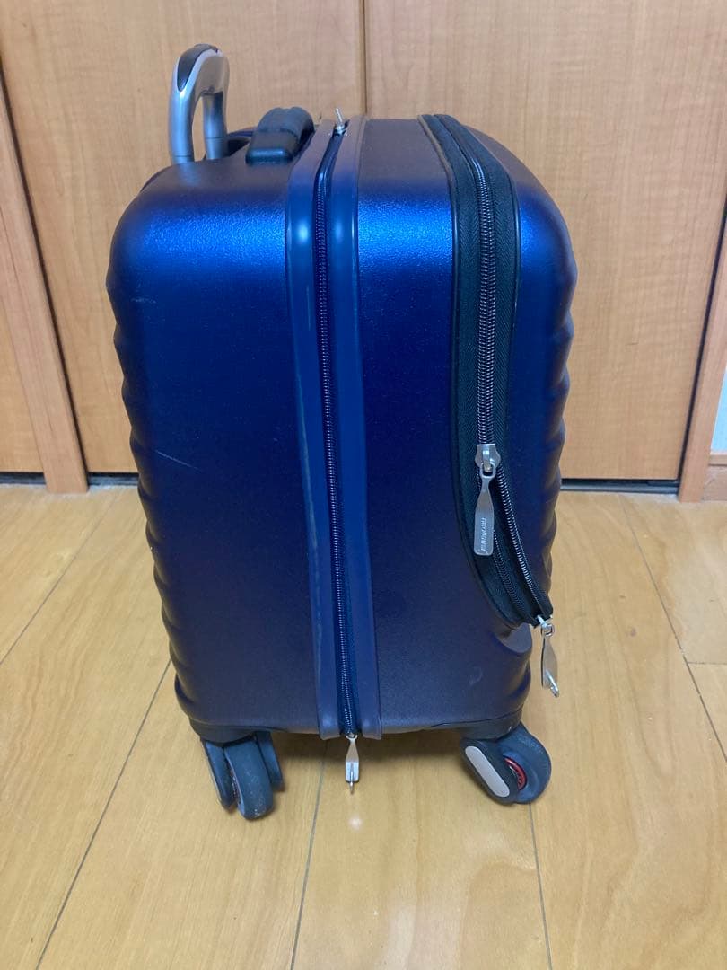 フリクエンター クラム　前開き横型 4輪キャリー 34L 美品