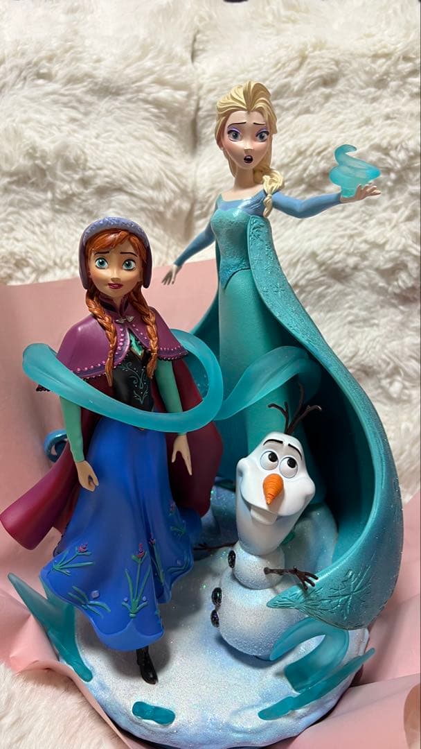 年末セール　アナと雪の女王　ディズニーストア限定　ライトアップフィギュア