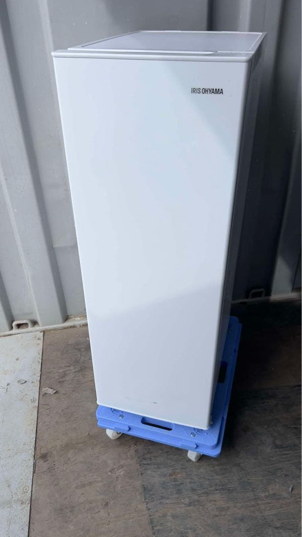 アイリスオーヤマ スリム冷凍庫 IUSN-8A-W 80L