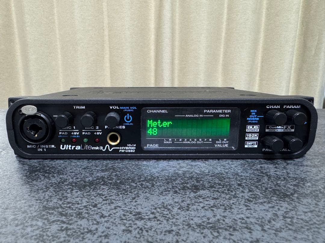 MOTU Ultralite mk3 Hybrid 後期型