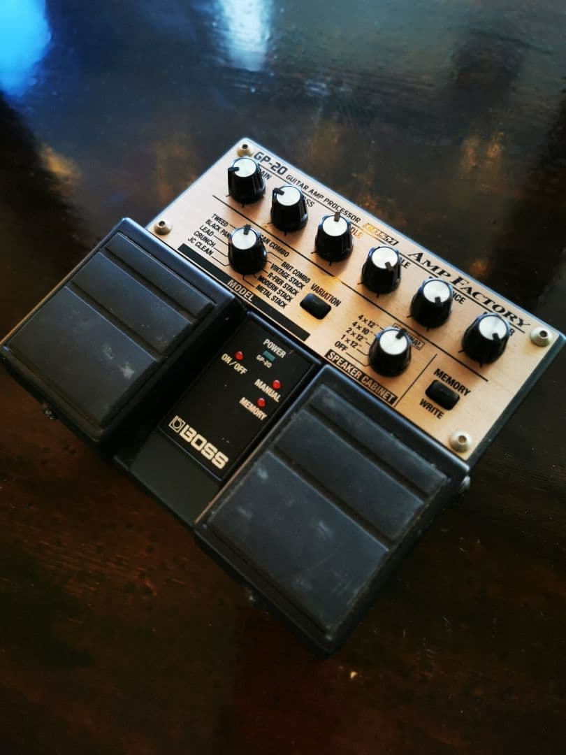 BOSS GP-20 ギターアンププロセッサー