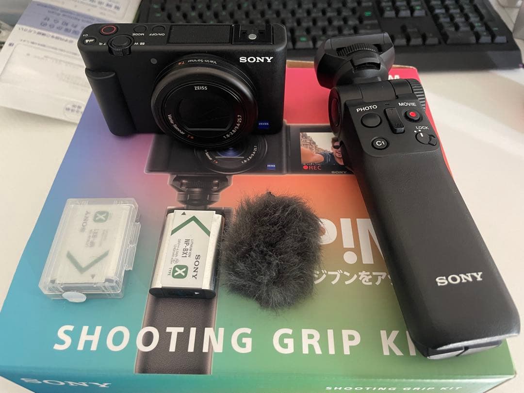 ビデオカメラ SONY VLOGCAM ZV-1G SHOOTING GRIP KIT
