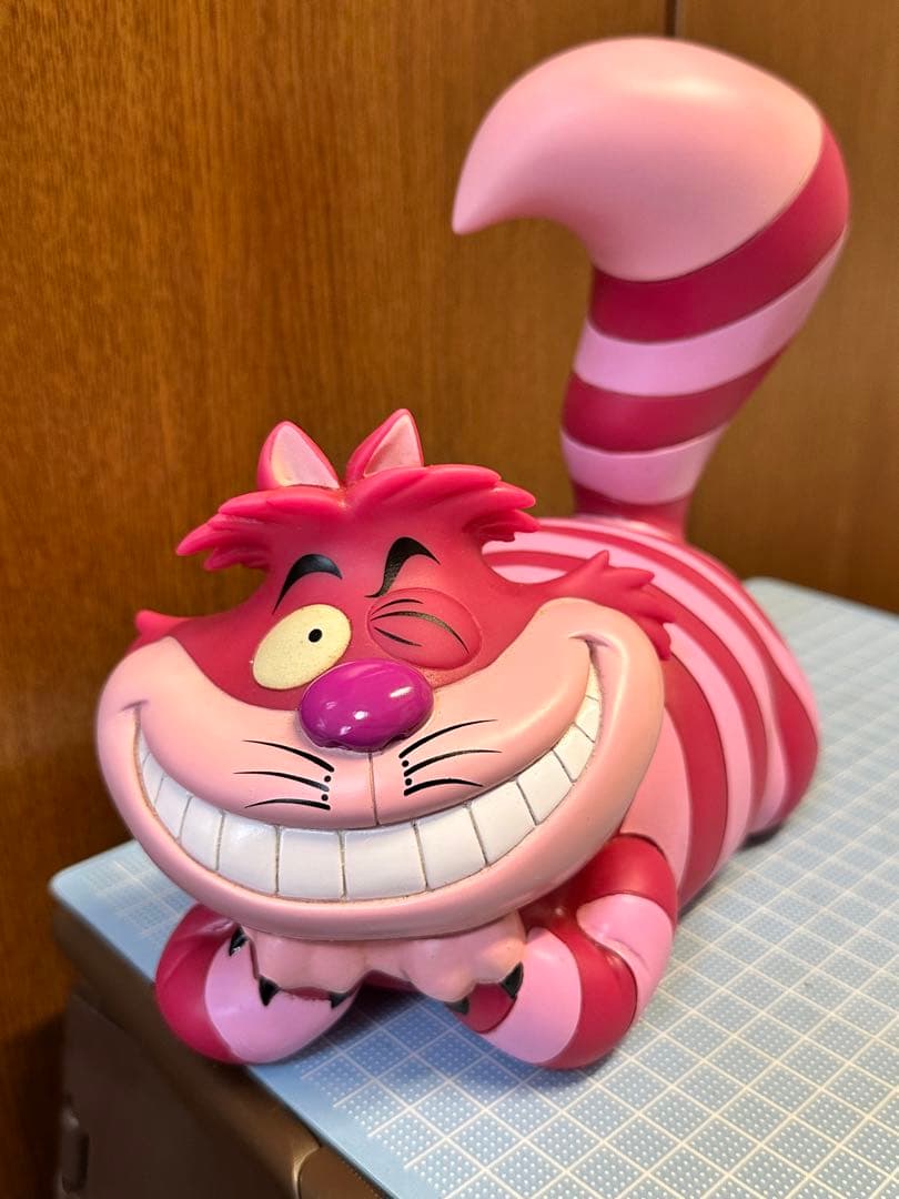 ディズニー　 不思議の国のアリス　チェシャ猫　300体限定　ソフビフィギュア