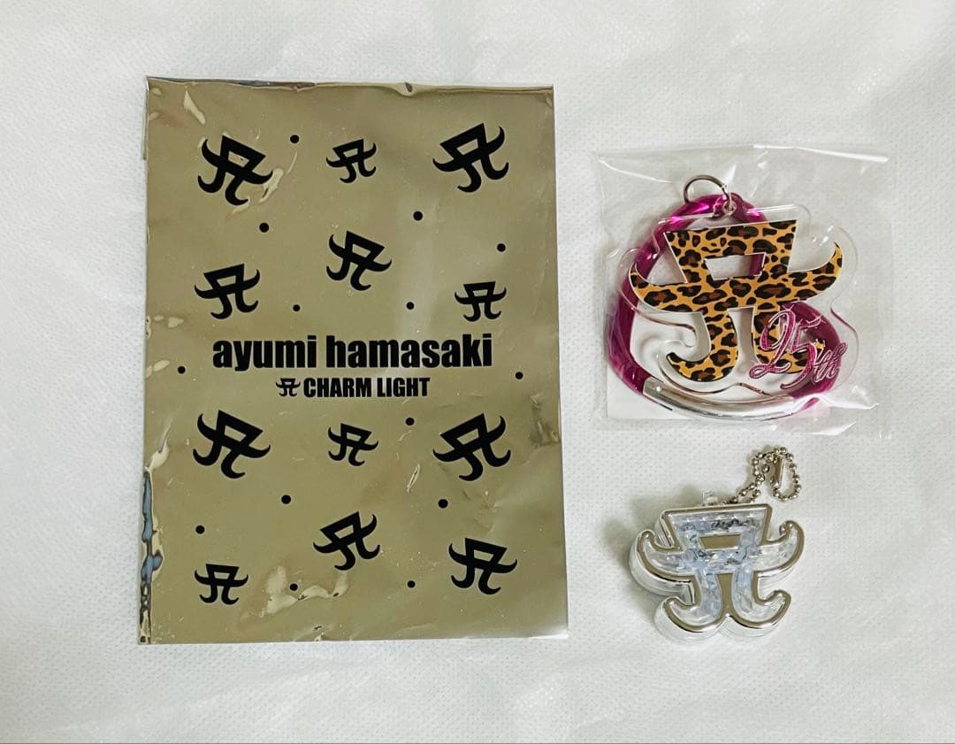 浜崎あゆみ　25th特典　カラビナ付　アクキー　チャームライト　レインボー　新品