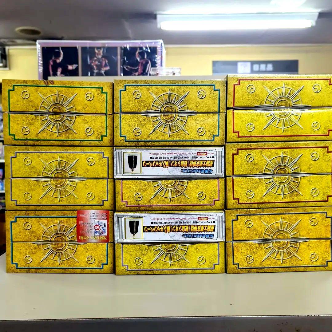 聖闘士星矢　聖闘士聖衣神話　【黄金聖闘士９体新品未開封セット売り】