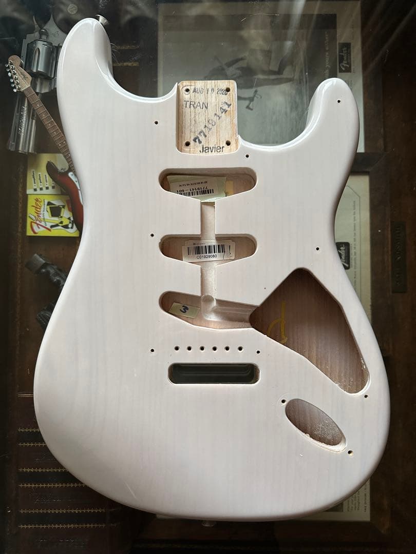 FENDER American Original 限定'50sストラト ボディー
