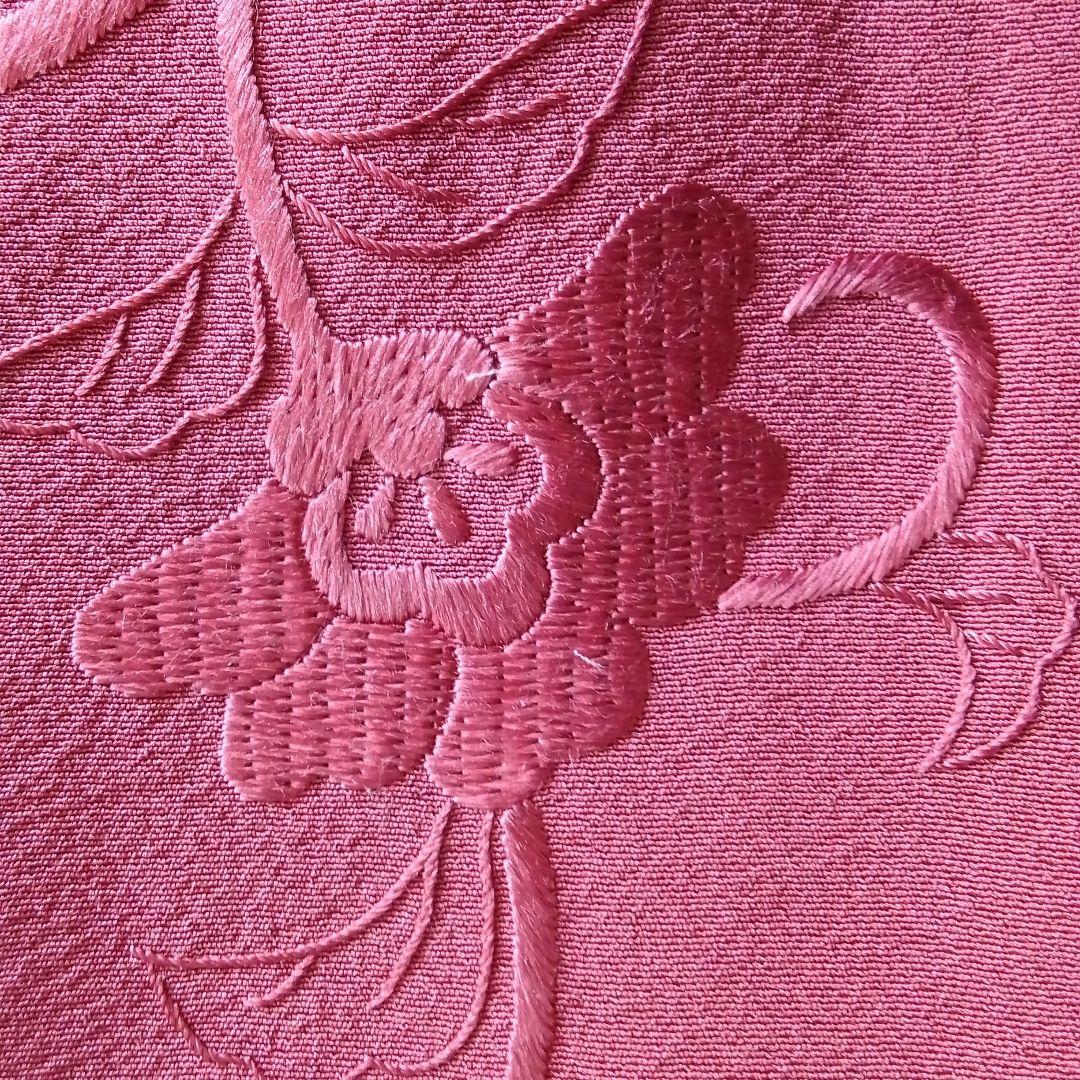 着物リメイクワンピース 色留袖ドレス 蔓花 豪華刺繍