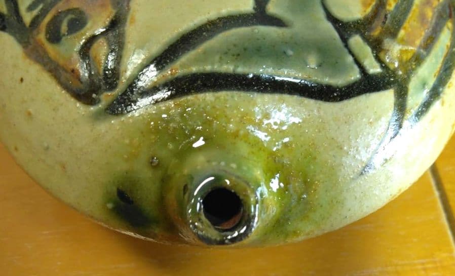 人間国宝 金城次郎 壷屋焼水滴 栞 共箱 美品 壺屋焼 やちむん 魚2匹