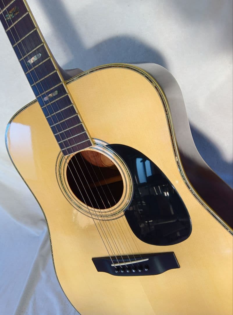 Morris　W-40 アコースティックギター　ハードケース付　レトロ　モーリス