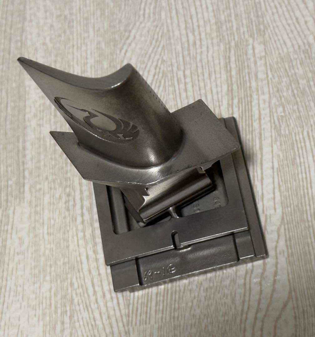 【貴重】JAL 日本航空　エンジンタービンブレード整備士加工品