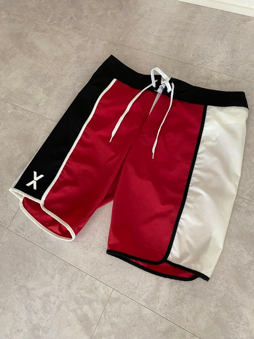 VEATM 競泳水着 Lサイズ レッド　廃盤　寺島遼モデル　30〜31インチ目安