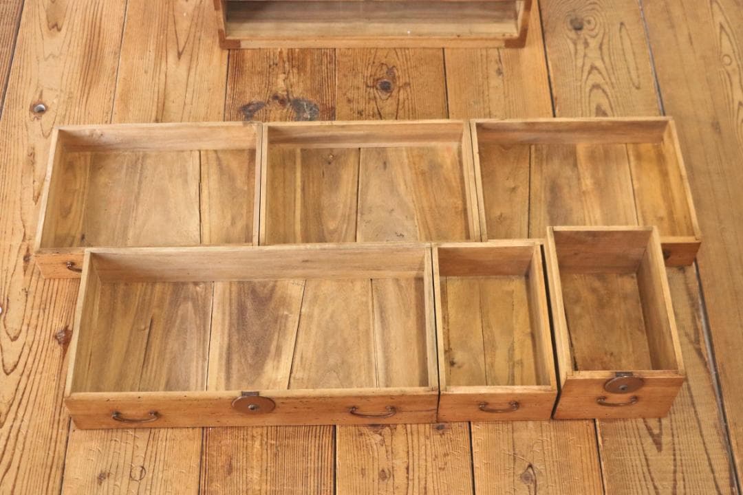 レトロ 時代箪笥 小振り 桐たんす タンス 収納 引き出し 抽斗 6杯 古家具