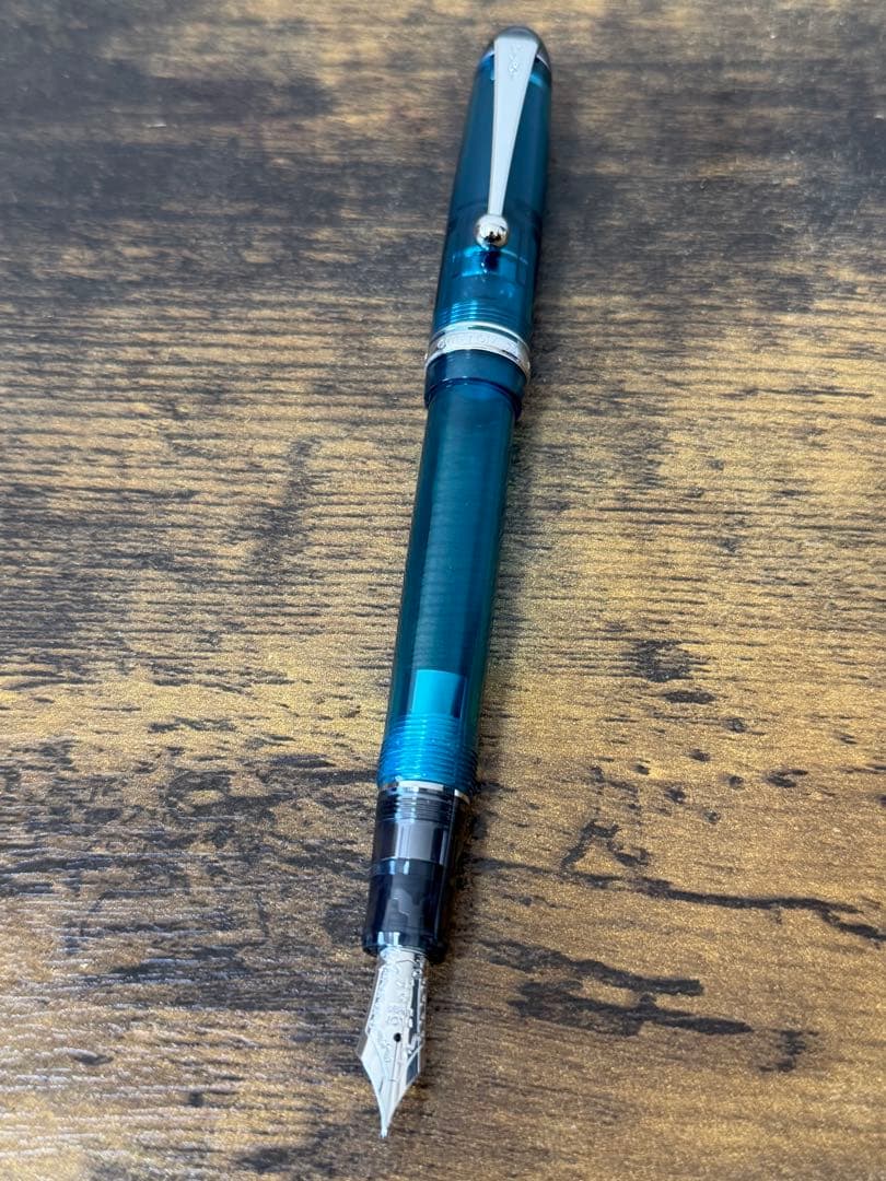 試筆のみ　ターコイズグリーン　透明軸　14金　パイロット　万年筆　細字