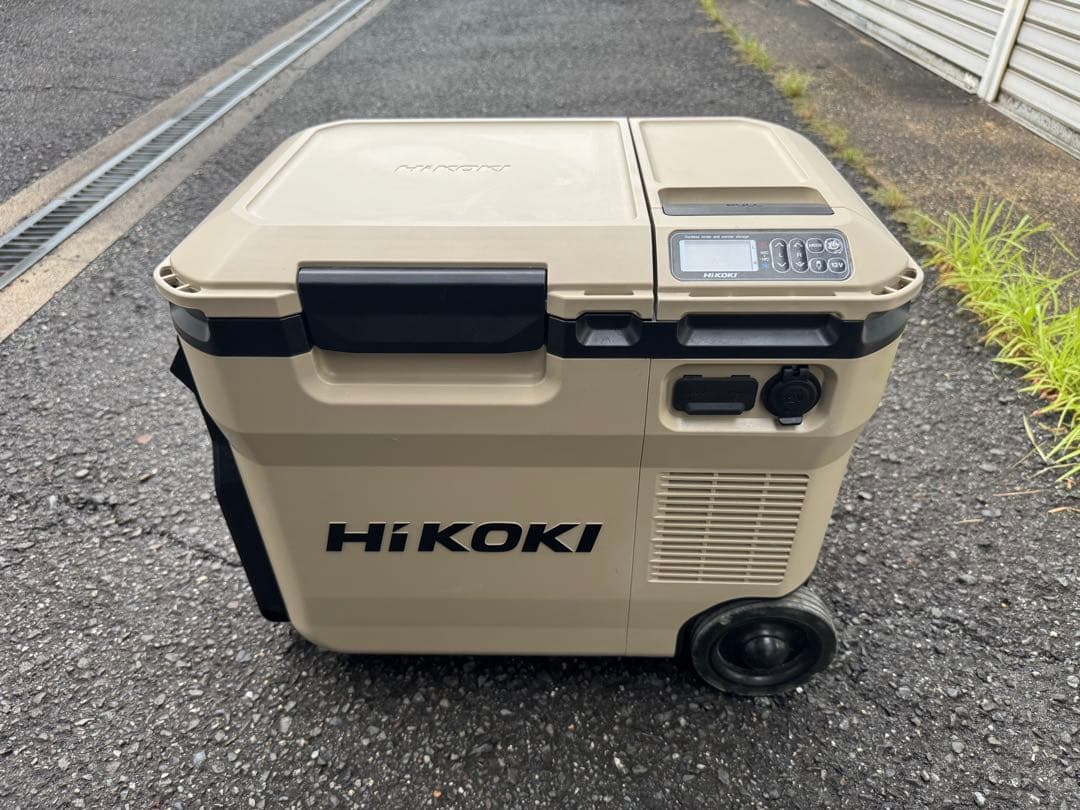 HiKOKI 冷温庫 大容量 キャスター付き　UL18DC