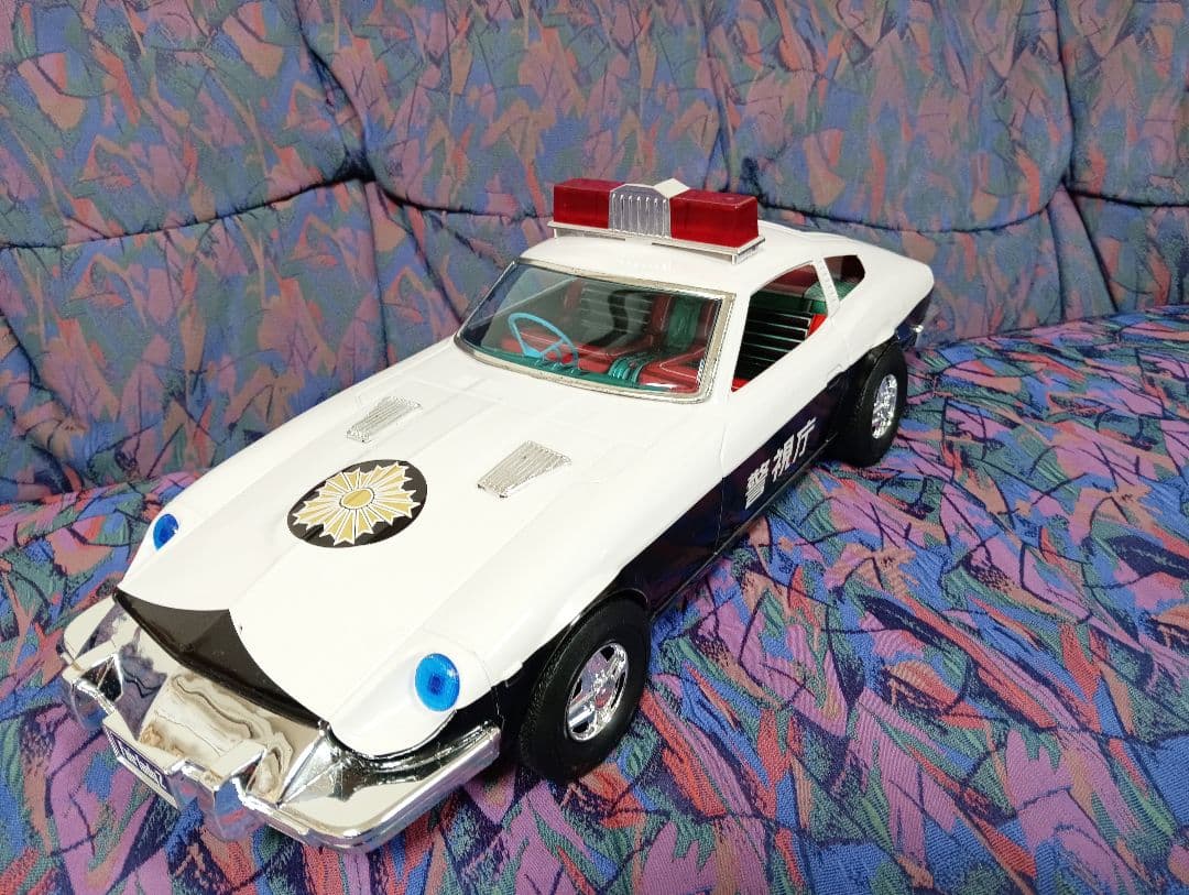 イチコーのニッサン Fairlady Z パトロールカー未使用品 全長47㌢