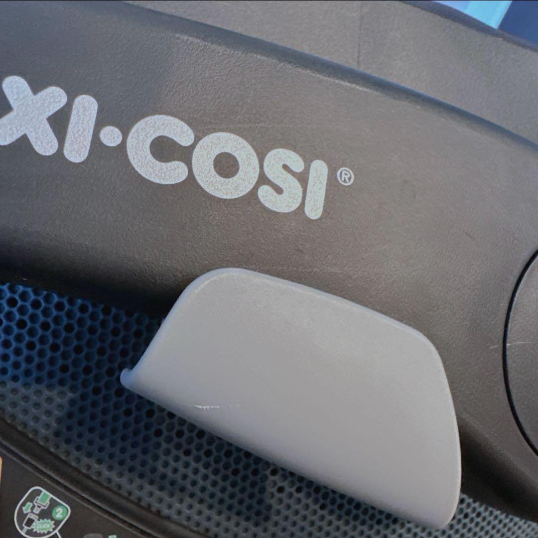 マキシコシ チャイルドシート エアバギー取付アダプター付き