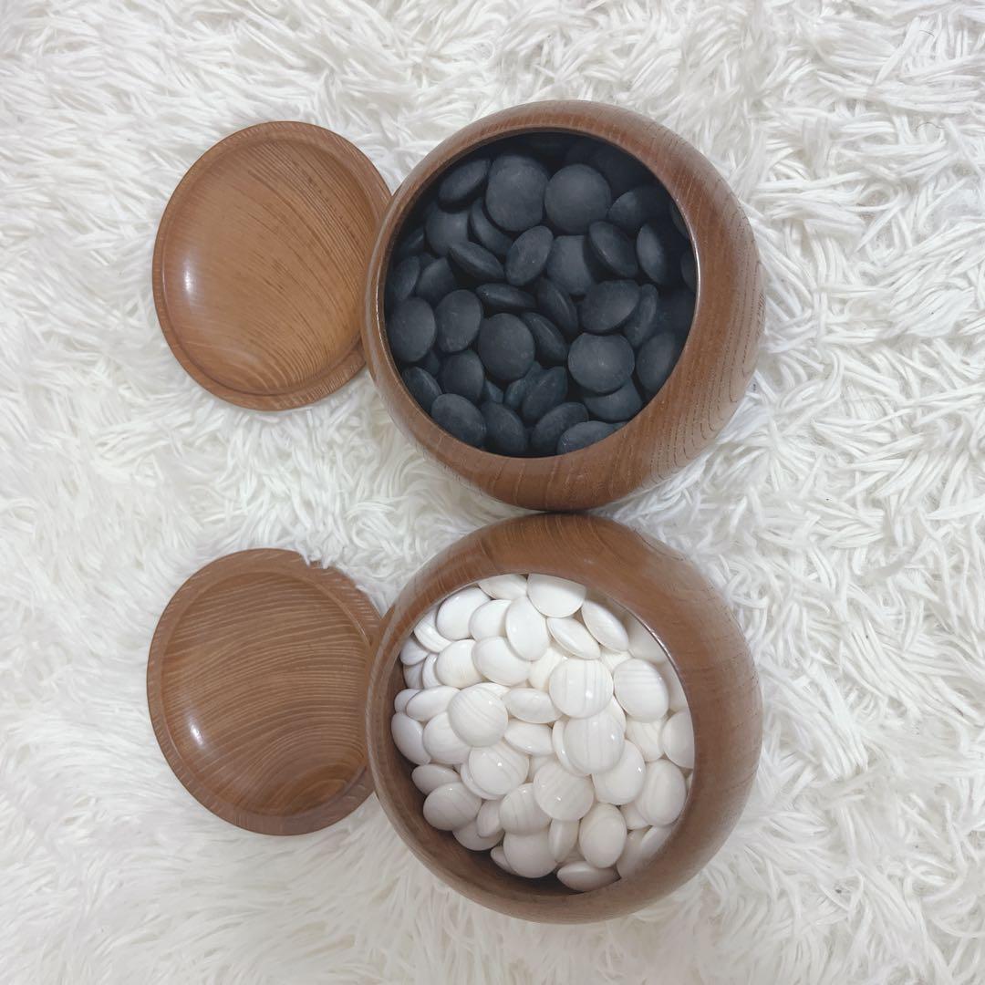 囲碁盤 蛤碁石 32号 那智黒碁石 へそ付 脚付き碁盤 ハマグリ 本榧? 新榧?