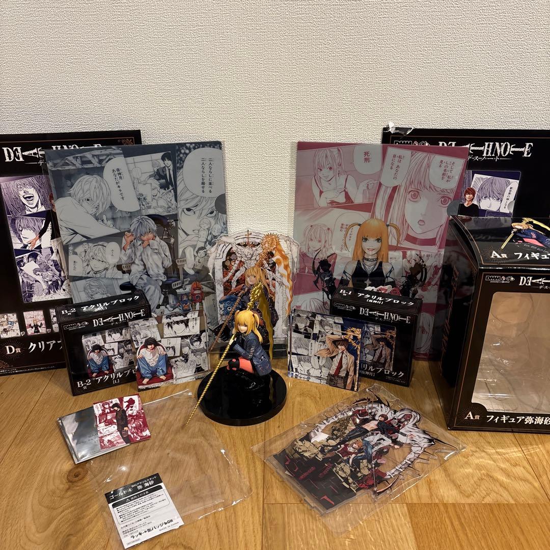 弥海砂　フィギュア　アクリルブロック、アクリルスタンド他多数