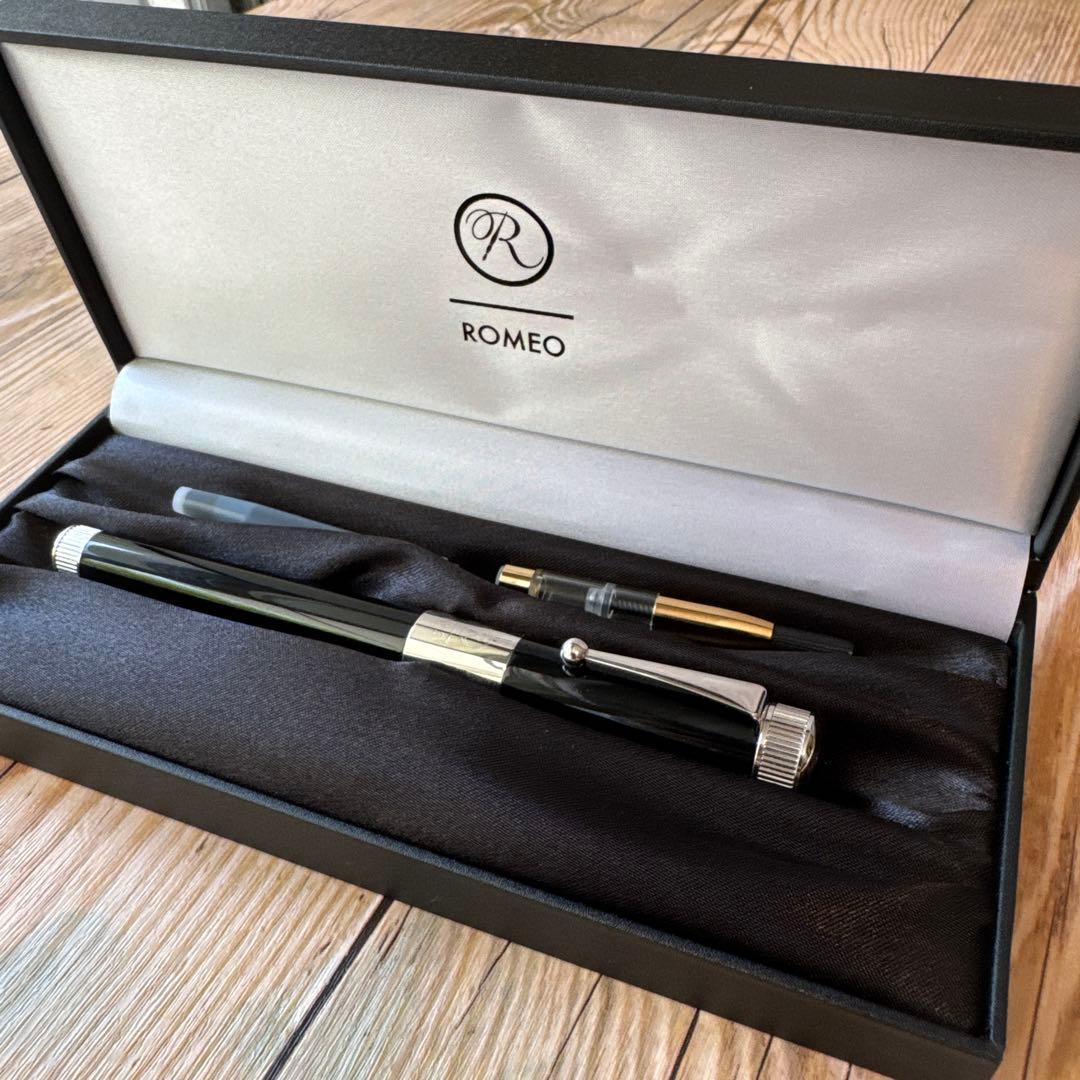 伊東屋ロメオ(ROMEO)No.3万年筆ブラックBニブ廃番品