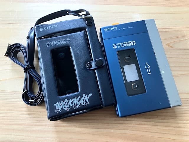 超希少美品 初期型 高音質 整備済完全動作品 SONY TPS-L2 専用カバー