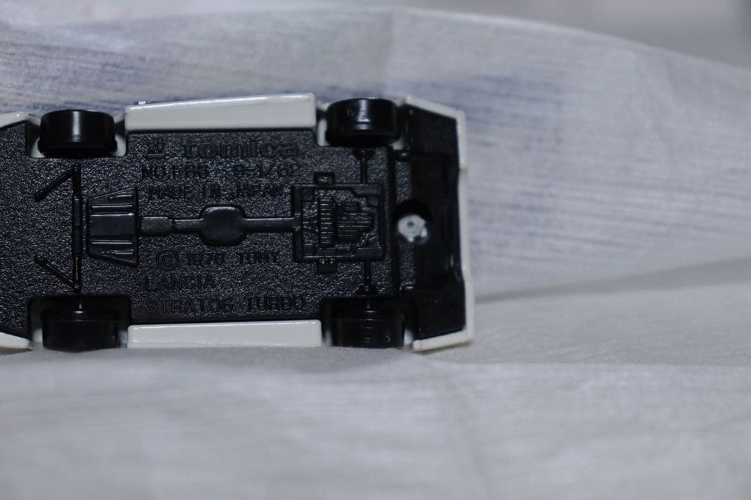 日本製　トミカ　外国車シリーズ　ランチア　ストラトス　ターボ　F66 539