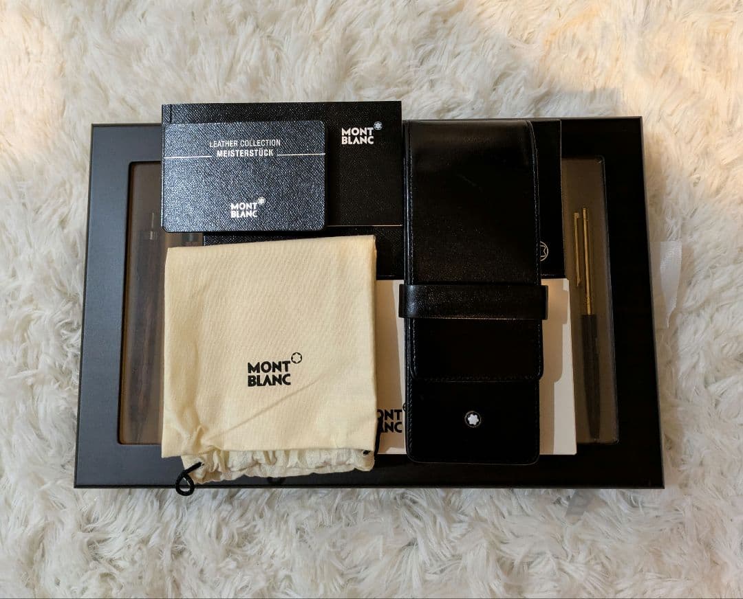 美品　MONTBLANC　モンブラン　ペンケース　SIENA 3本用　30303