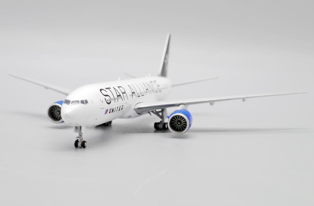 ユナイテッド航空 777-200ER N218UA 1/400