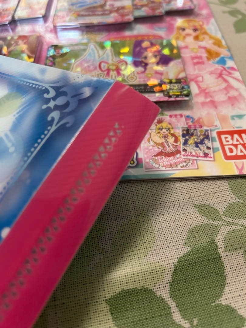 アイカツビジュアルコレクションブック【カード付き】