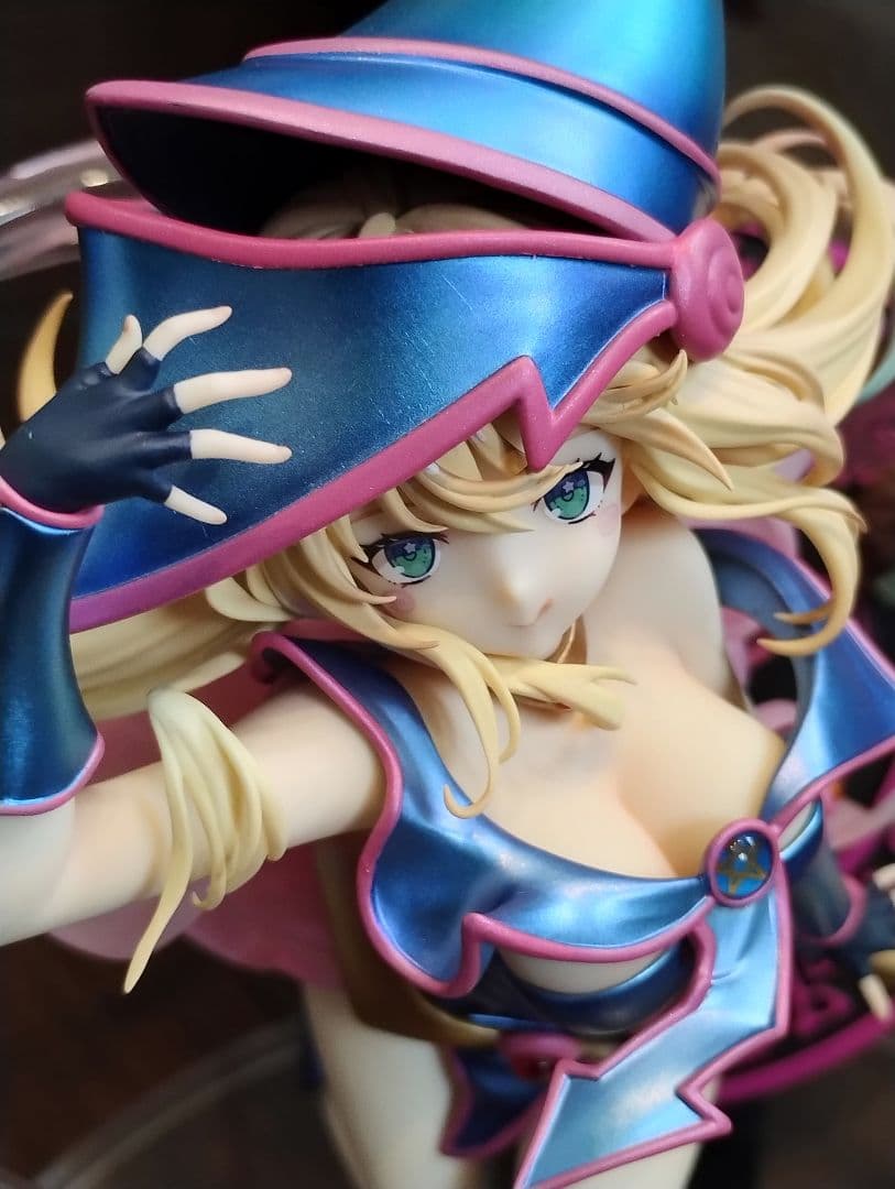 ブラック・マジシャン・ガール 遊戯王 1/6 フィギュアMAGI ARTS