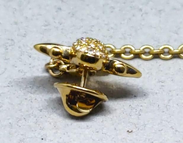 Burberrys　バーバリー　くま　ベア　飛行機　ピンバッジ　40371