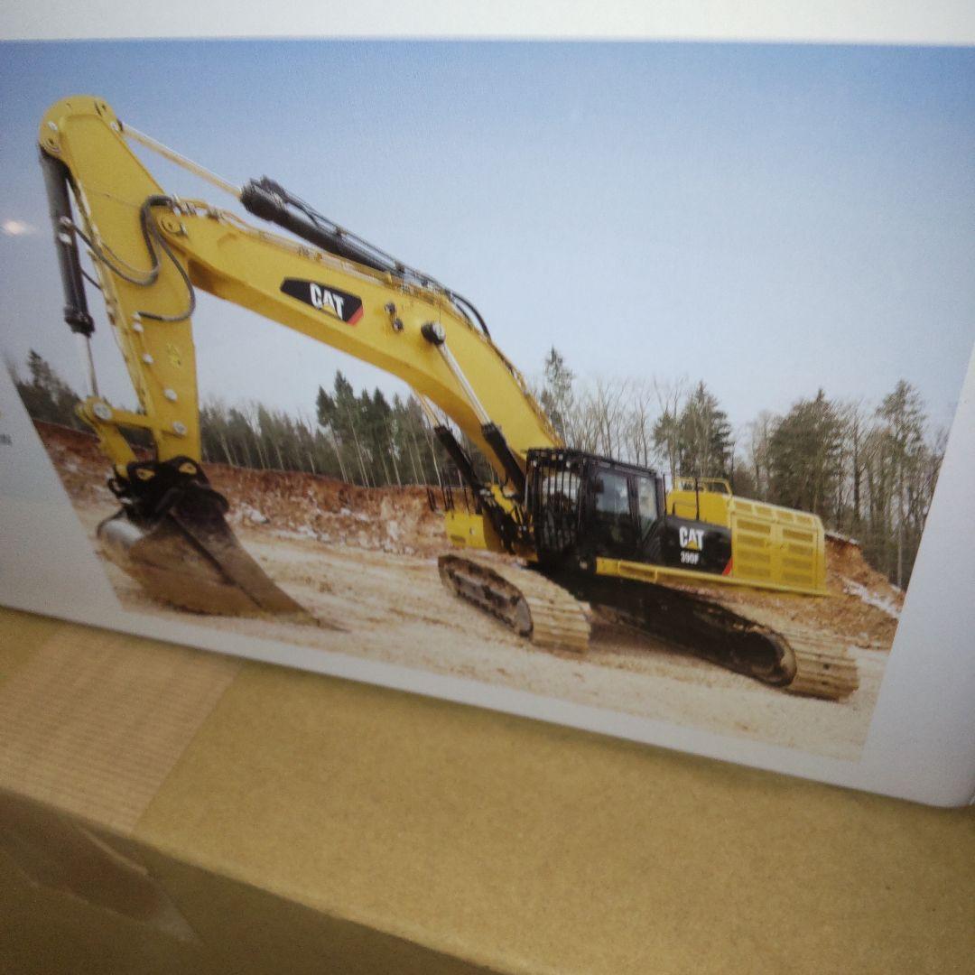 フィアット君　キャタピラー建機　CAT 390F L 1/50