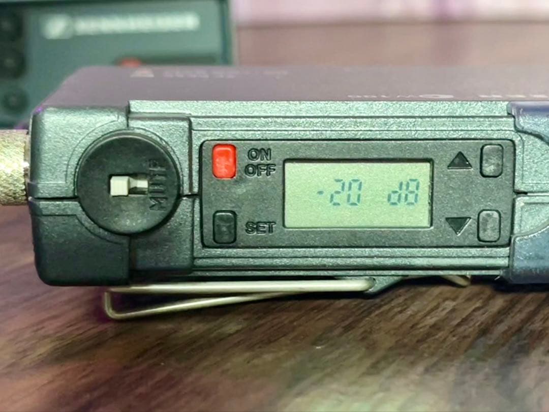 ④Sennheiser EW100 B帯 ワイヤレスシステム ラベリアマイク付き