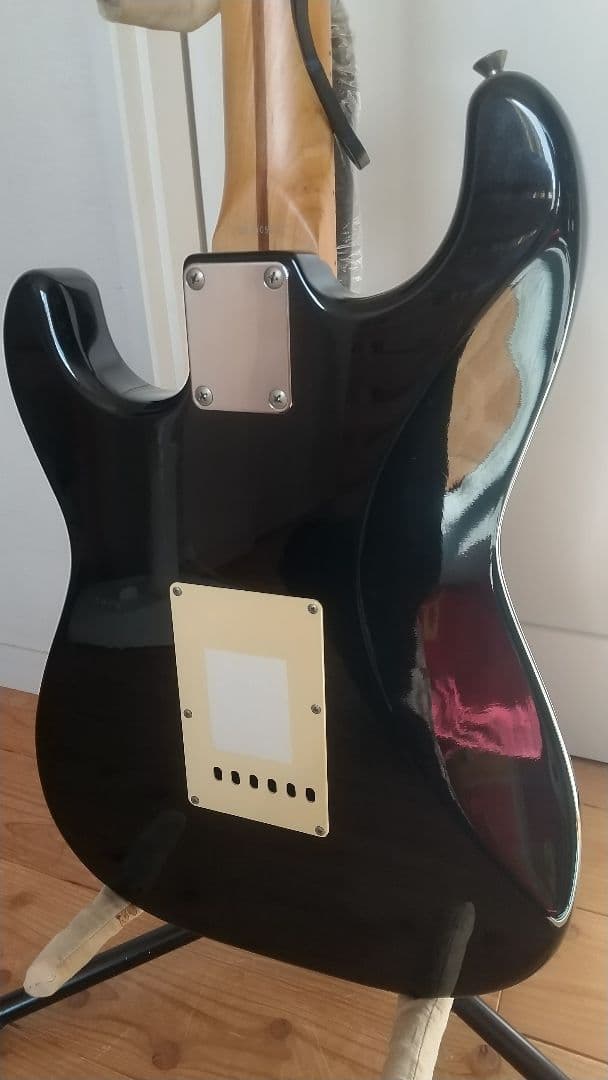 Fender　Japan　Oシリアルストラトキャスター