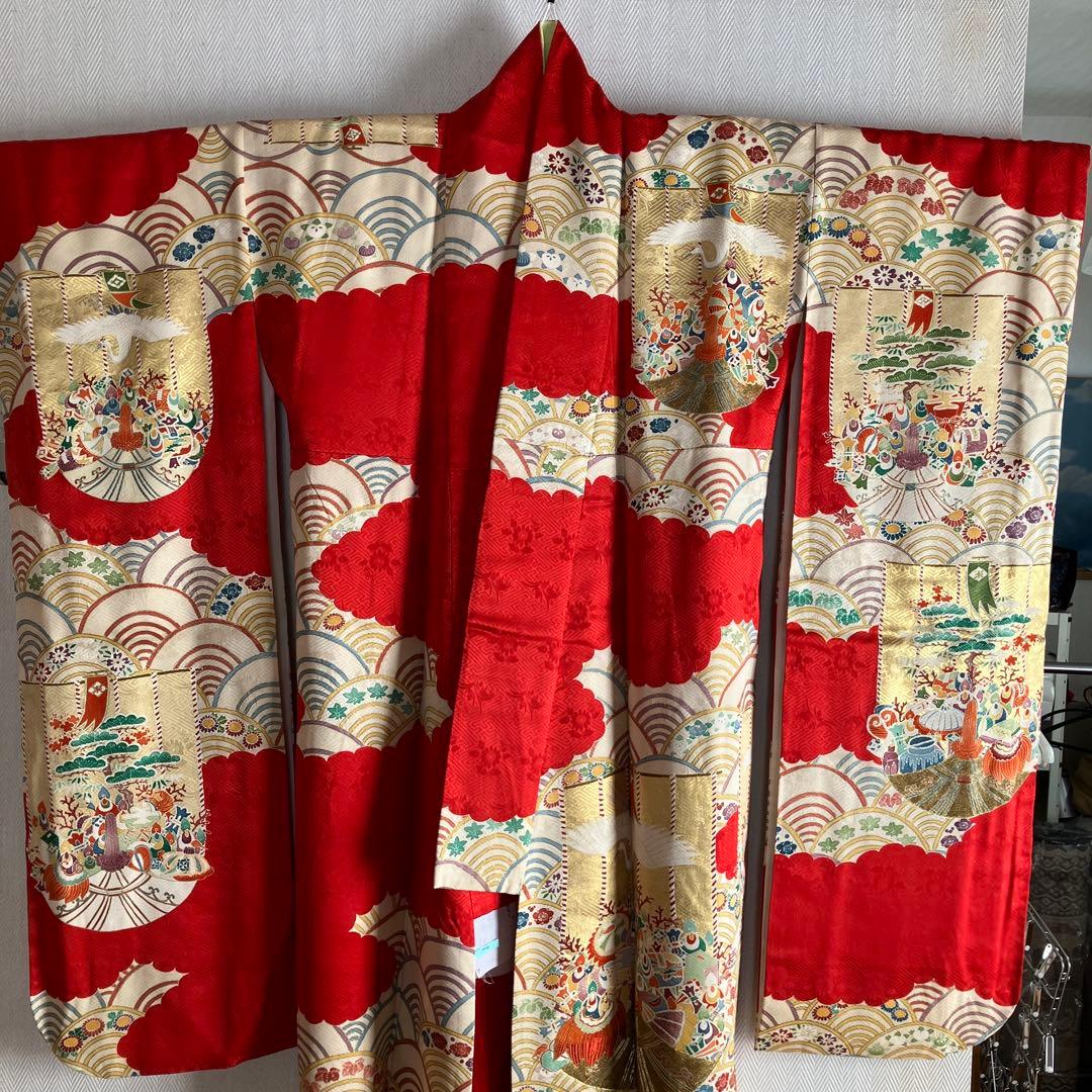 赤色系の振袖