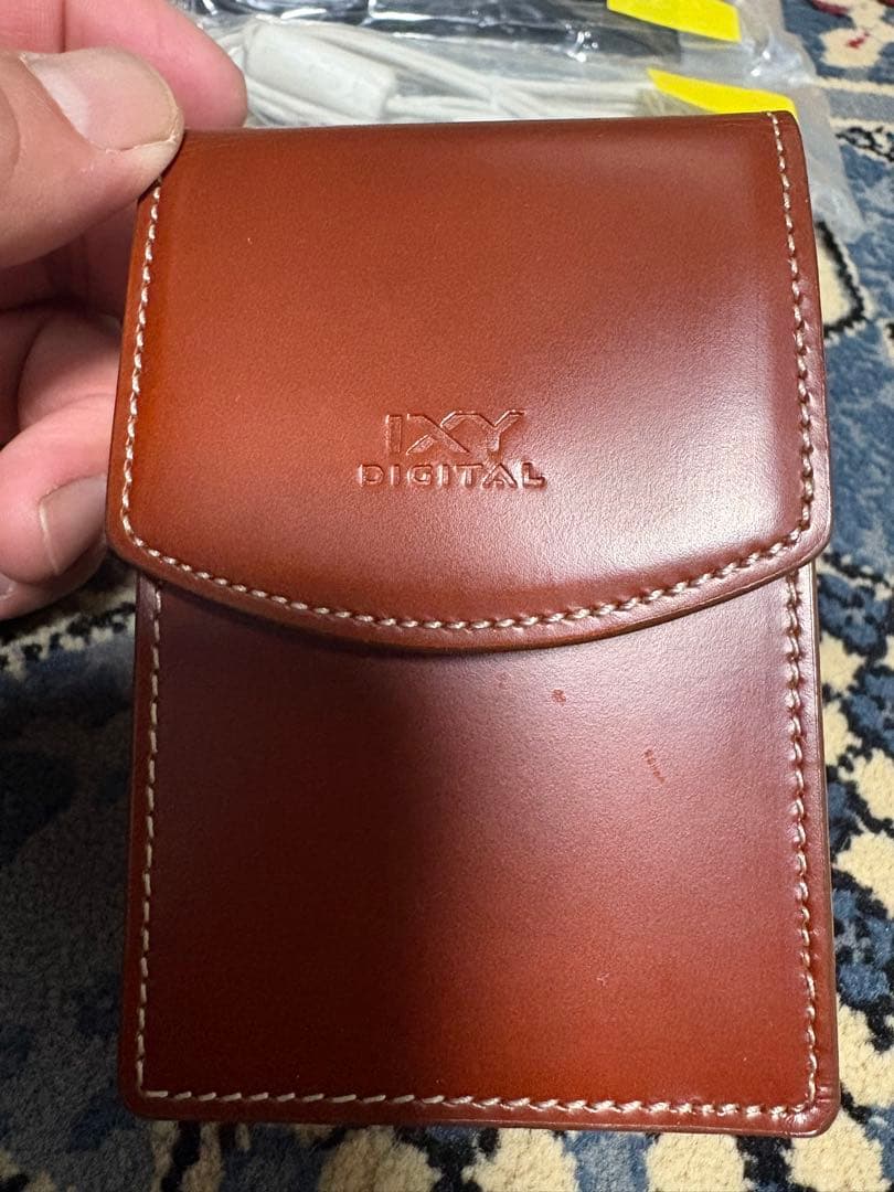 IXY DIGITAL 220 IS (純正レザーケース付)